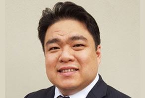 Dr. Alan Dao